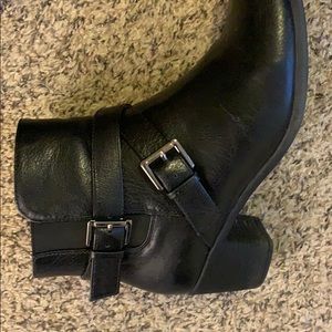 Black heeled Booties